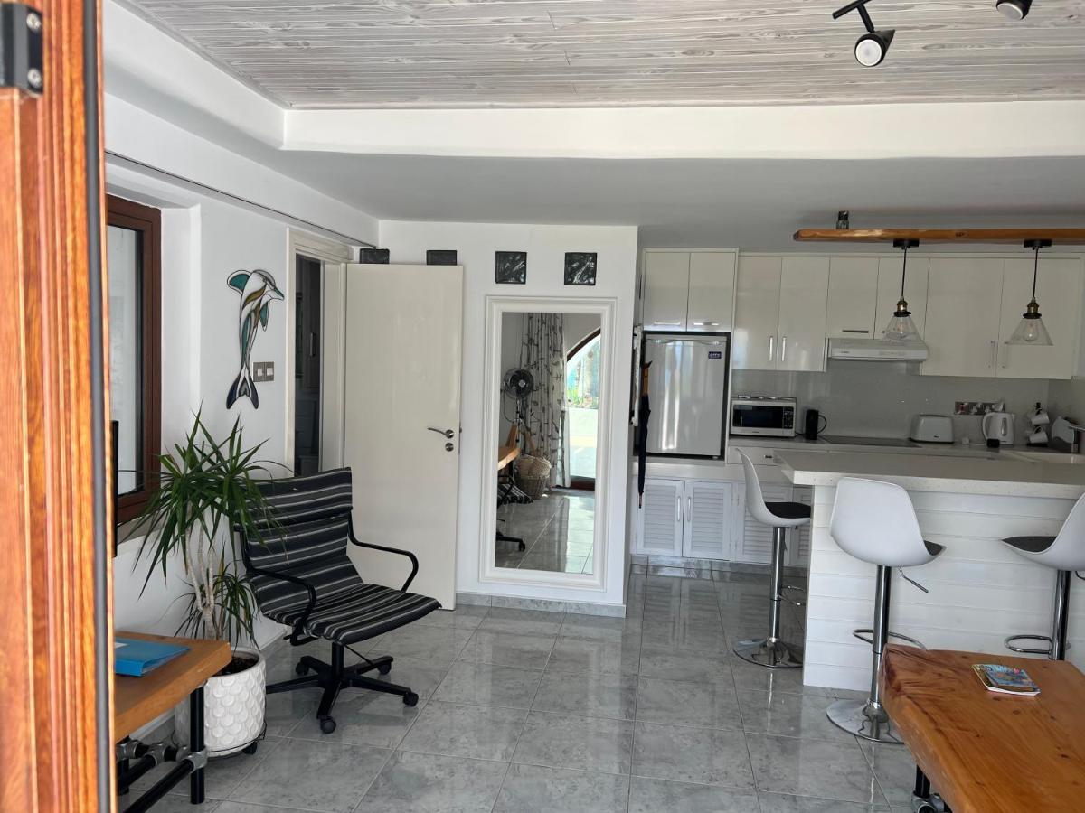 Front Apartment