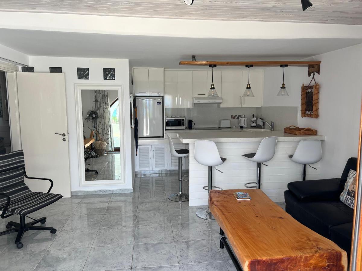 Front Apartment