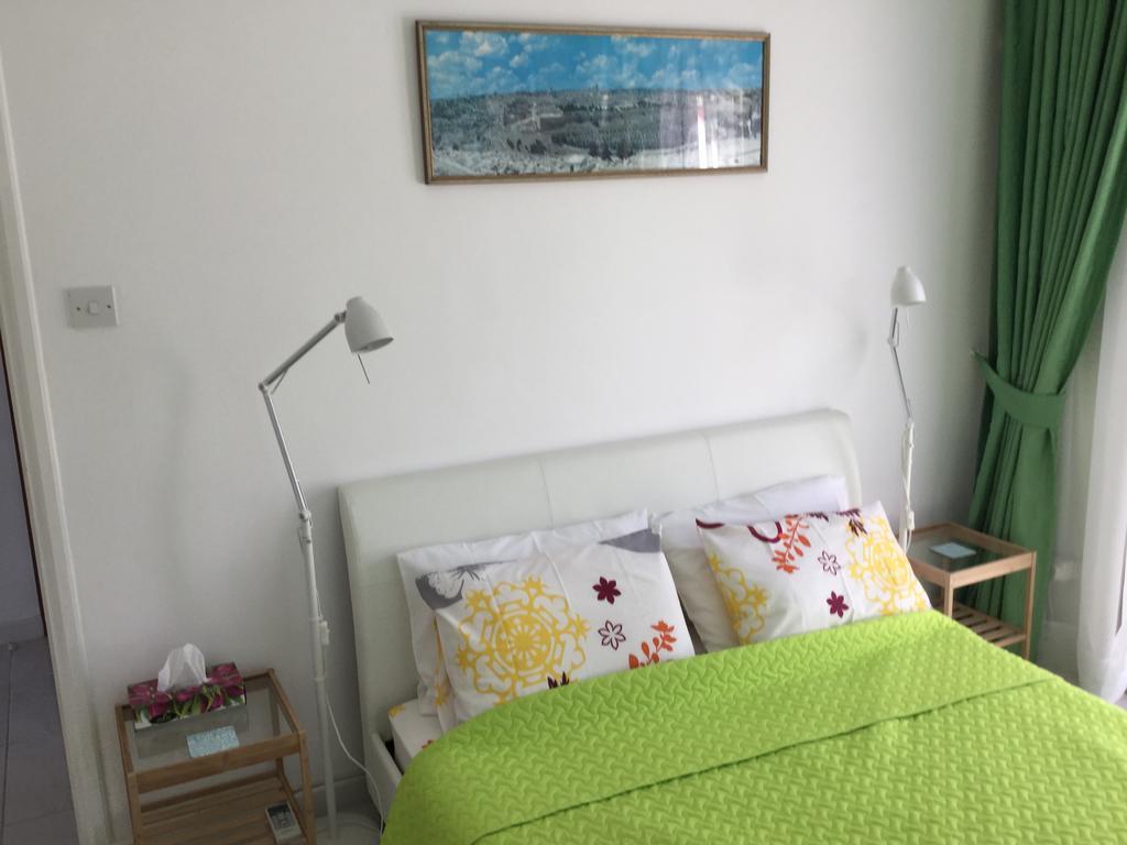 Front Apartment