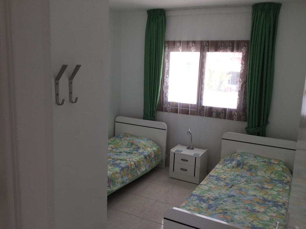 Front Pissouri