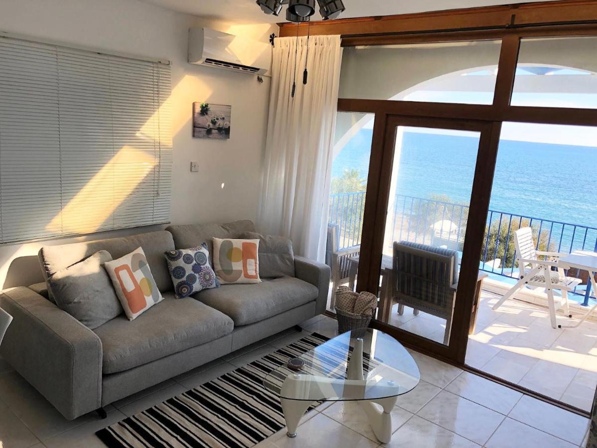 Front Apartment Pissouri